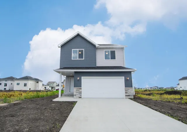 Photo 1 of Single family home for sale at 6826 Selkirk Dr S, Fargo, ND 58104 | MLS# 7069900 | Listing updated on 2026-10-28