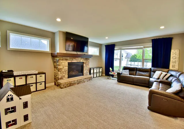 Photo 2 of Single family home for sale at 1805 2nd Street Ne, Willmar, MN 56201 | MLS# 7071121 | Listing updated on 2026-09-11