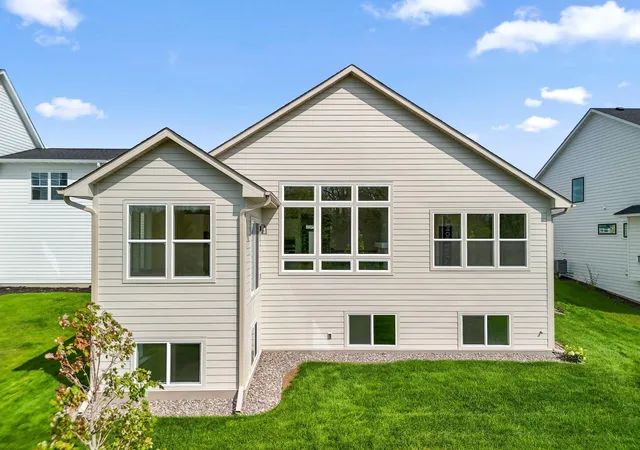 Photo 3 of Single family home for sale at 10377 Shadyview Ln N, Maple Grove, MN 55311 | MLS# 7071295 | Listing updated on 2026-10-02