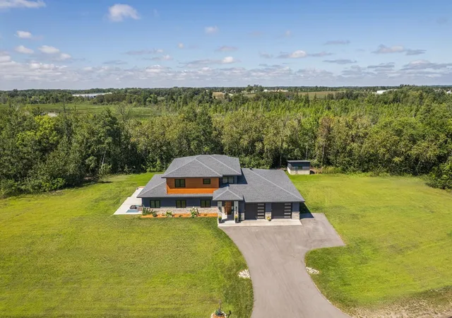 Photo 2 of Single family home for sale at 958 Willow Springs Rd, Detroit Lakes, MN 56501 | MLS# 7071984 | Listing updated on 2026-09-14