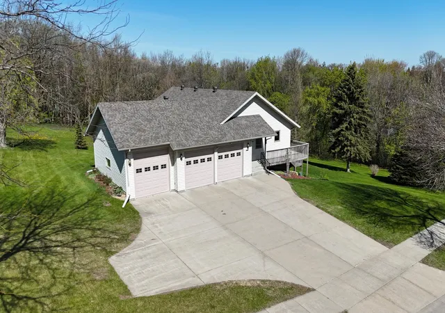 Photo 1 of Single family home for sale at 1400 S Cascade St, Fergus Falls, MN 56537 | MLS# 7073338 | Listing updated on 2026-09-14