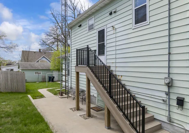 Listing Photo 5 - Condo for sale in building located at 904 1st St SE, Rochester, MN 55904