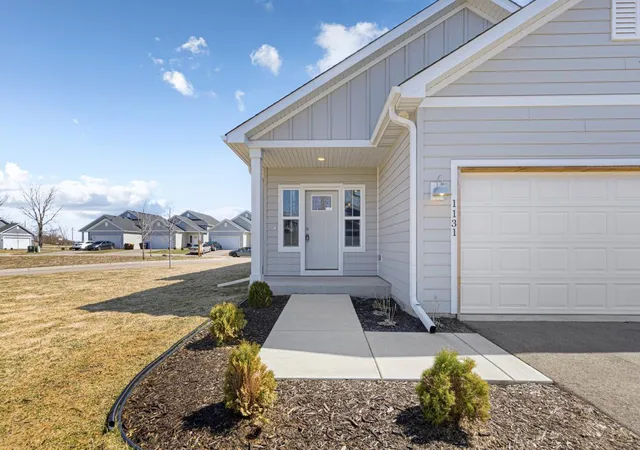 Photo 3 of Single family home for sale at 1131 Dorthy Ln, Elko New Market, MN 55054 | MLS# 7073667 | Listing updated on 2026-09-10