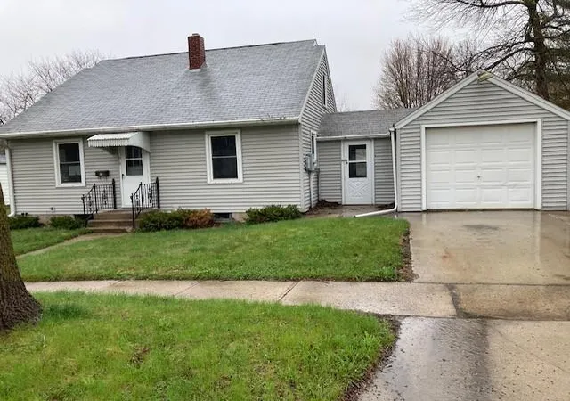 Photo 2 of Sale Pending at 707 Minnesota Ave Se, Willmar, MN 56201 | MLS# 7073805 | Listing updated on 2026-09-15