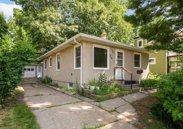 Photo 3 of Sale Pending at 1015 Hubbard Ave, Saint Paul, MN 55104 | MLS# 7073842 | Listing updated on 2026-10-05