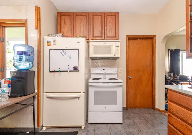 Listing Photo 4 - Condo for sale in building located at 276 Minnesota Ave W, Glenwood, MN 56334