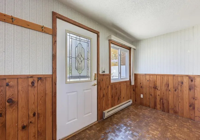 Photo 3 of Sale Pending at 192 Shorewood Dr, Detroit Lakes, MN 56501 | MLS# 7074225 | Listing updated on 2026-09-14