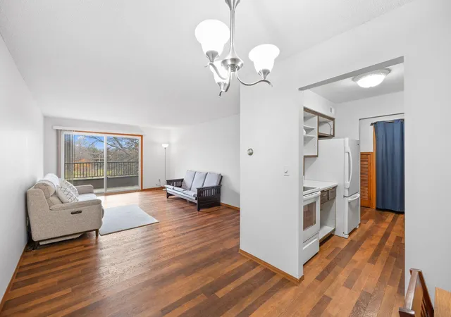 Photo 3 of Condo for sale at 2250 Midland Grv Rd #307, Saint Paul, MN 55113 | MLS# 7074537 | Listing updated on 2026-09-10