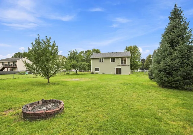 Photo 2 of Single family home for sale at 808 3rd Avenue Sw, Isanti, MN 55040 | MLS# 7074827 | Listing updated on 2026-09-21