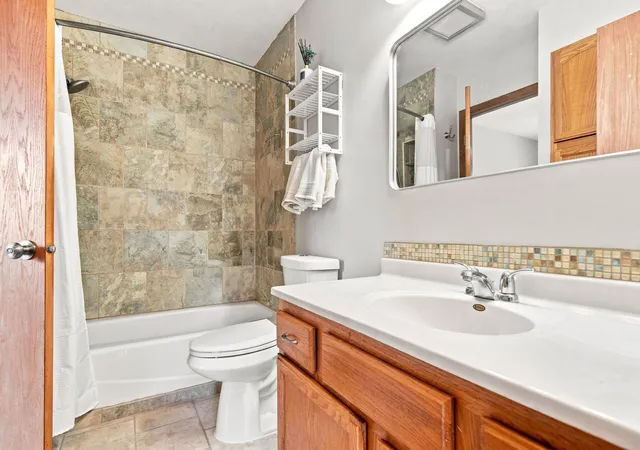 Photo 4 of Single family home for sale at 808 3rd Avenue SW, Isanti, MN 55040 | MLS# 7074827 | Listing updated on 2026-09-21