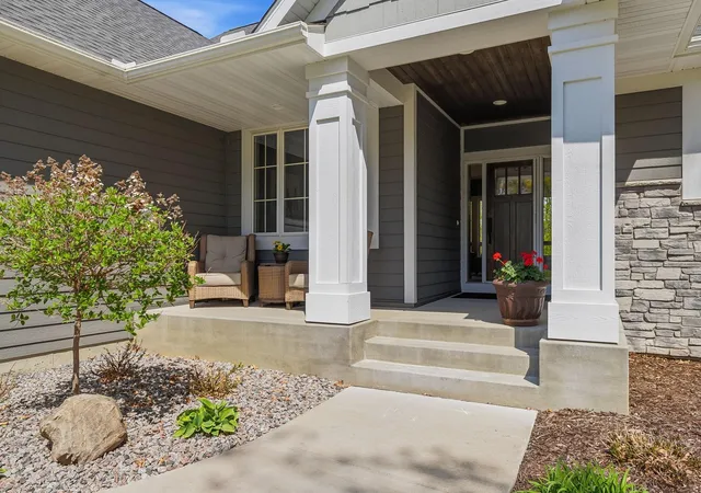 Photo 4 of Single family home for sale at 4823 145th Avenue NE, Andover, MN 55304 | MLS# 7075104 | Listing updated on 2026-09-10