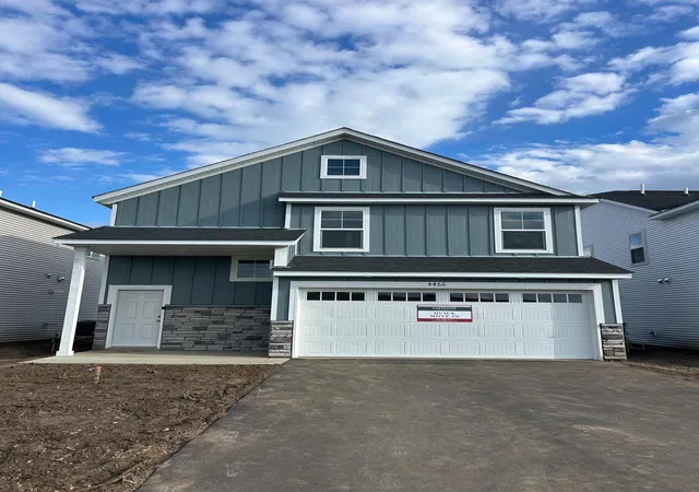 Photo 1 of Single family home for sale at 4426 223rd Street W, Farmington, MN 55024 | MLS# 7075403 | Listing updated on 2026-09-12