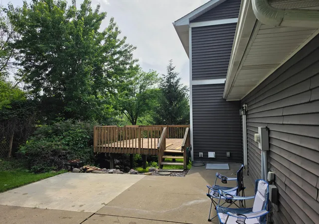 Photo 3 of Single family home for sale at 210 10th Street SE, New Prague, MN 56071 | MLS# 7076720 | Listing updated on 2026-09-15