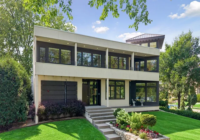 Photo 1 of Single family home for sale at 2100 W Lake Of The Isles Pkwy, Minneapolis, MN 55405 | MLS# 7076915 | Listing updated on 2026-09-11
