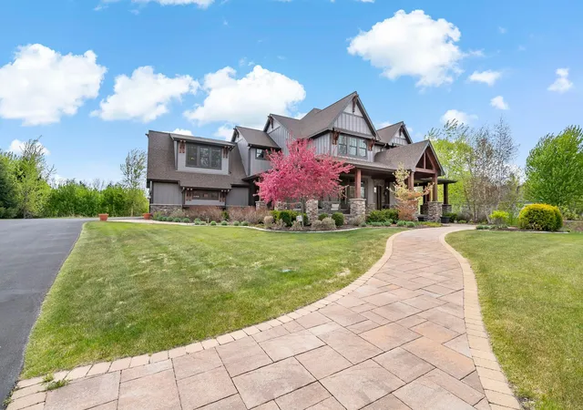 Photo 4 of Single family home for sale at 12611 20th Street N, Stillwater, MN 55082 | MLS# 7077301 | Listing updated on 2026-09-08