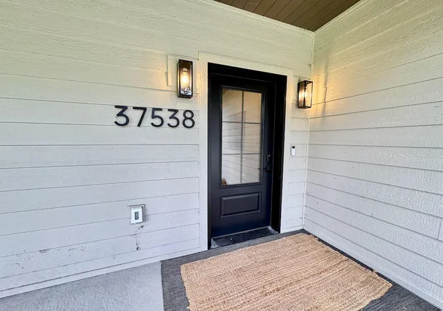 Photo 4 of Single family home for sale at 37538 Norwood Ln, Battle Lake, MN 56515 | MLS# 7077777 | Listing updated on 2026-10-02