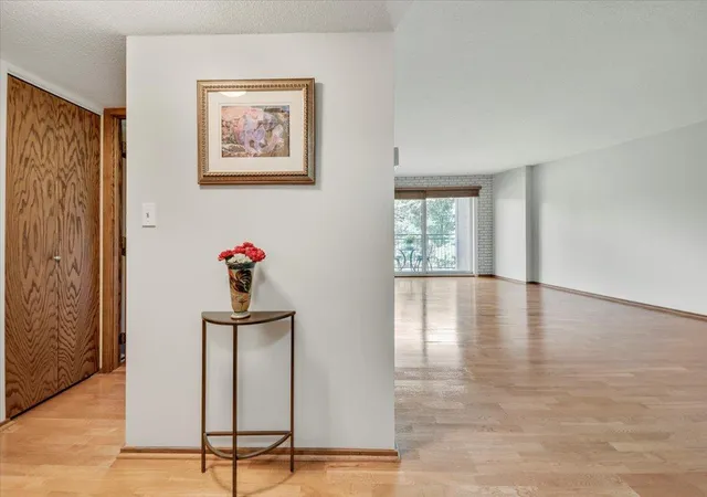 Photo 3 of Condo for sale at 210 W Grant St #210, Minneapolis, MN 55403 | MLS# 7078490 | Listing updated on 2026-09-15