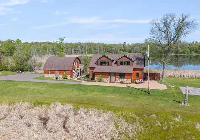 Photo 4 of Sale Pending at 33754 Pineview Ln, Crosslake, MN 56442 | MLS# 7078913 | Listing updated on 2026-09-11