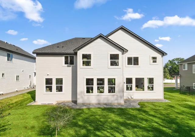Photo 4 of Sale Pending at 7698 22nd Avenue E, Shakopee, MN 55379 | MLS# 7079023 | Listing updated on 2026-09-11