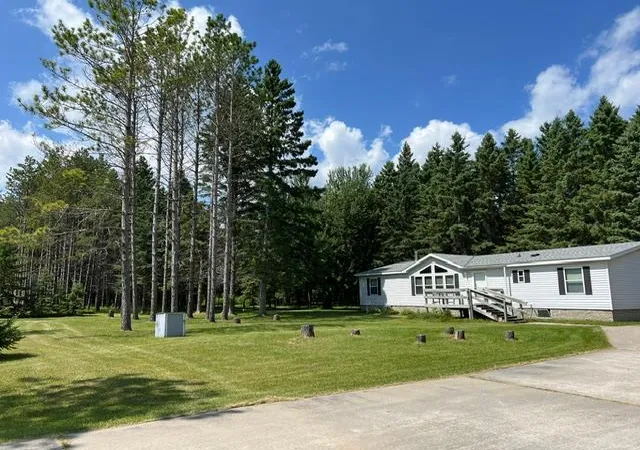 Photo 1 of Single family home for sale at 2640 18th Street Nw, Baudette, MN 56623 | MLS# 7079142 | Listing updated on 2026-09-11