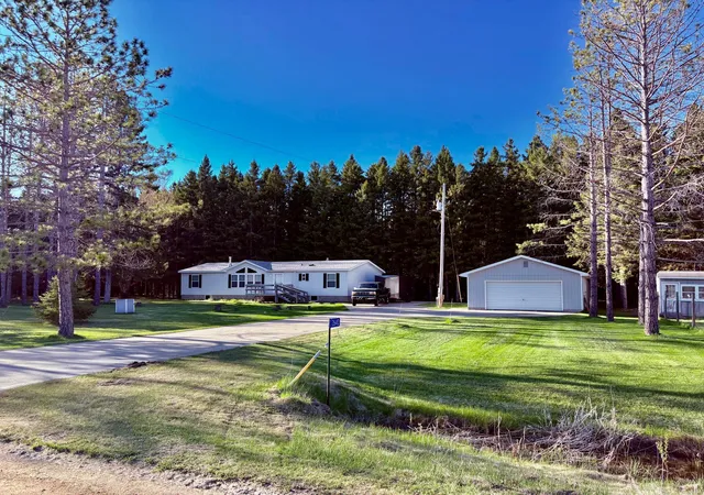 Photo 3 of Single family home for sale at 2640 18th Street NW, Baudette, MN 56623 | MLS# 7079142 | Listing updated on 2026-09-11