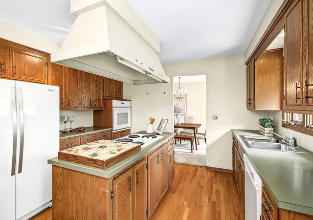 Photo 4 of Sale Pending at 3517 Coolidge St NE, Minneapolis, MN 55418 | MLS# 7079348 | Listing updated on 2026-09-15