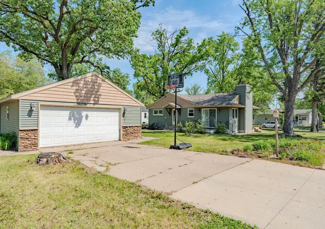 Photo 2 of Single family home for sale at 443 6th Street Ne, Saint Cloud, MN 56304 | MLS# 7080432 | Listing updated on 2026-09-14