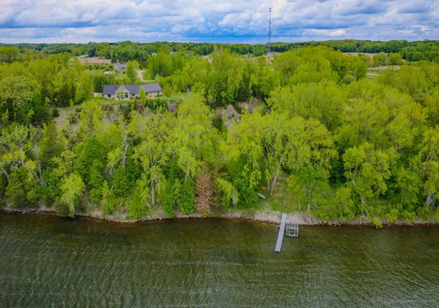 Photo 3 of Single family home for sale at 3417 N Games Lake Ave, New London, MN 56273 | MLS# 7080828 | Listing updated on 2026-09-15
