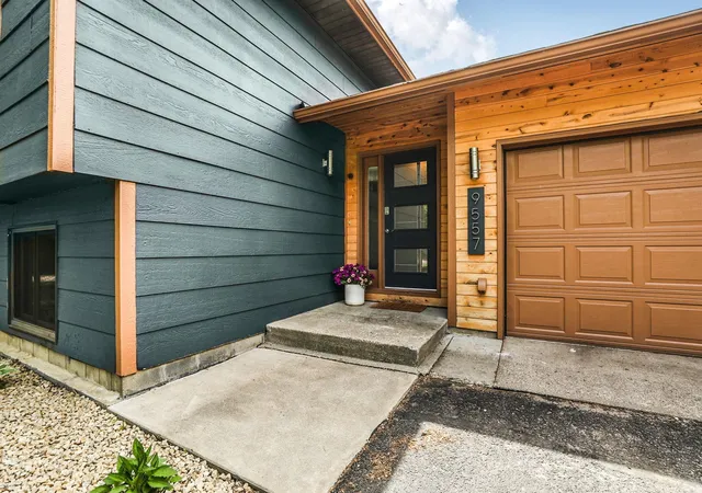 Photo 2 of Sale Pending at 9557 Ironwood Dr, Saint Joseph, MN 56374 | MLS# 7081908 | Listing updated on 2026-09-22