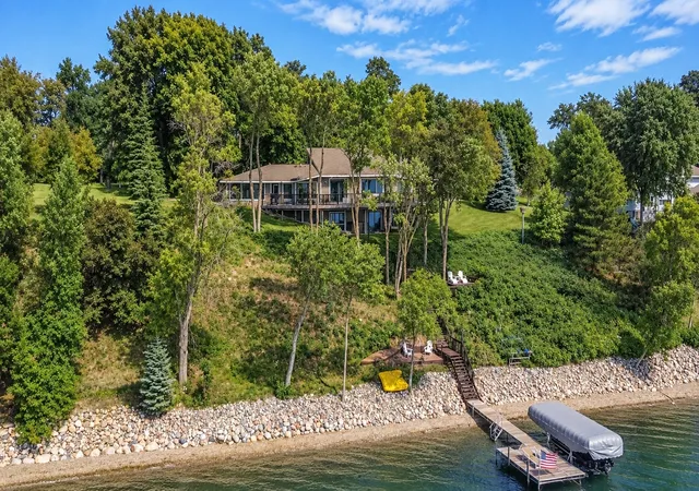 Photo 2 of Single family home for sale at 38132 N Little Mcdonald Dr, Frazee, MN 56544 | MLS# 7082596 | Listing updated on 2026-09-14