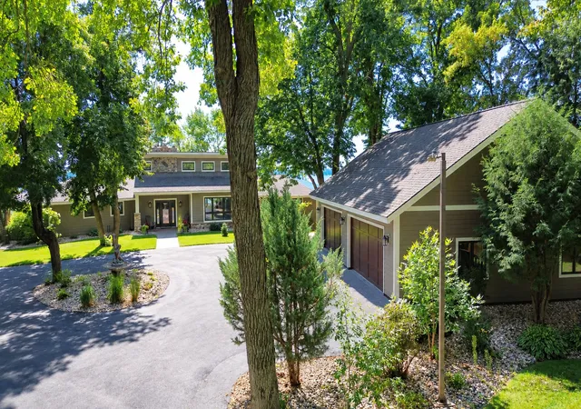 Photo 3 of Single family home for sale at 38132 N Little Mcdonald Dr, Frazee, MN 56544 | MLS# 7082596 | Listing updated on 2026-09-14