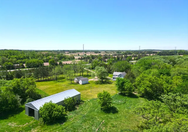 Photo 1 of Single family home for sale at 21044 County Rd 75, Clearwater, MN 55320 | MLS# 7083103 | Listing updated on 2026-09-15