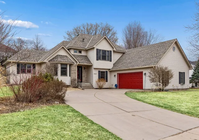 Photo 1 of Single family home for sale at 3012 Walter St, Saint Paul, MN 55109 | MLS# 7083661 | Listing updated on 2026-09-15