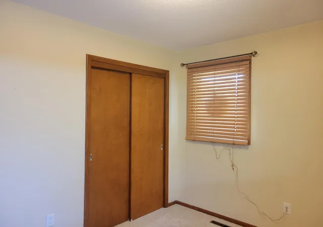 Photo 4 of Single family home for sale at 425 Spruce Ave S, Thief River Falls, MN 56701 | MLS# 7083900 | Listing updated on 2026-09-15