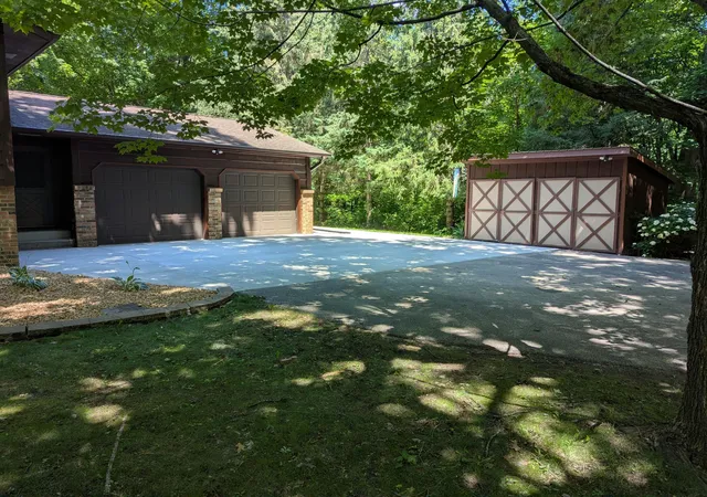Photo 3 of Sale Pending at 4697 Mcallister Ave Ne, Saint Michael, MN 55376 | MLS# 7084776 | Listing updated on 2026-09-11