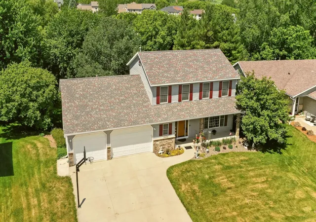 Photo 1 of Single family home for sale at 917 5th Avenue Nw, Byron, MN 55920 | MLS# 7084853 | Listing updated on 2026-09-11