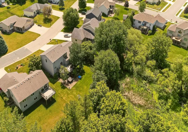 Photo 3 of Single family home for sale at 917 5th Avenue Nw, Byron, MN 55920 | MLS# 7084853 | Listing updated on 2026-09-11