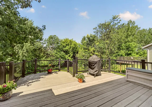 Photo 4 of Single family home for sale at 917 5th Avenue NW, Byron, MN 55920 | MLS# 7084853 | Listing updated on 2026-09-11