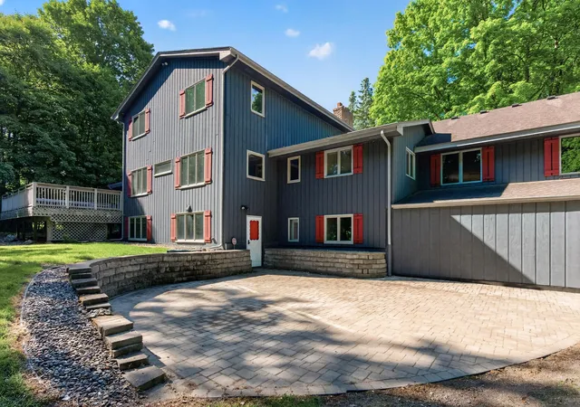 Photo 1 of Single family home for sale at 2135 County Rd 24, Hamel, MN 55340 | MLS# 7084919 | Listing updated on 2026-09-11