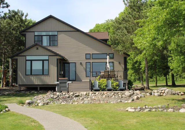 Photo 3 of Single family home for sale at 30906 N Lakeview Dr, Pequot Lakes, MN 56472 | MLS# 7084964 | Listing updated on 2026-09-22