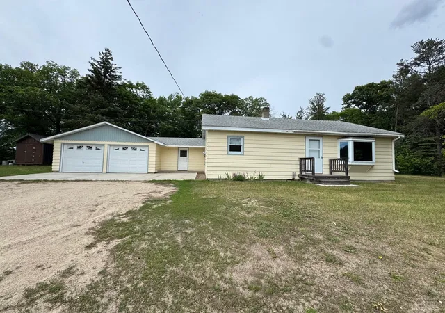 Photo 3 of Single family home for sale at 14314 Stocking Lake Rd, Menahga, MN 56464 | MLS# 7085761 | Listing updated on 2026-09-15
