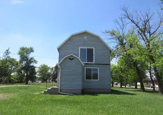 Photo 1 of Sale Pending at 203 4th Street Sw, Hillsboro, ND 58045 | MLS# 7085835 | Listing updated on 2026-09-15