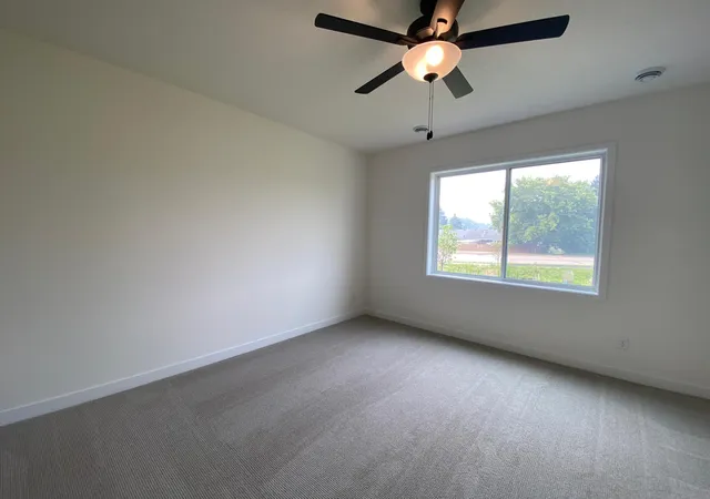 Photo 4 of Single family home for sale at 13789 Hollybrook Cir, Saint Paul, MN 55124 | MLS# 7086198 | Listing updated on 2026-09-26