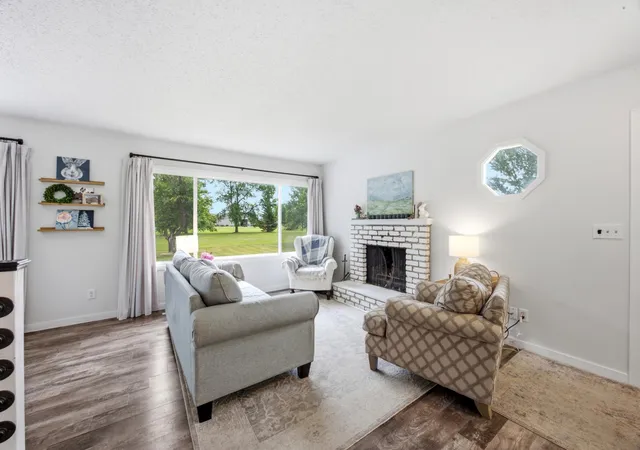 Photo 1 of Townhouse for sale at 2328 Country Clb Pkwy, Moorhead, MN 56560 | MLS# 7086489 | Listing updated on 2026-09-14