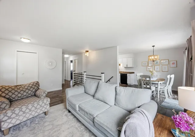 Photo 2 of Townhouse for sale at 2328 Country Clb Pkwy, Moorhead, MN 56560 | MLS# 7086489 | Listing updated on 2026-09-14