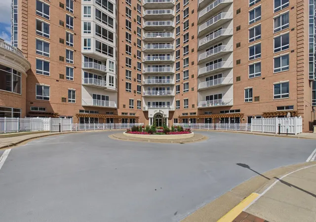 Photo 2 of Condo for sale at 6600 Lyndale Ave S #608, Minneapolis, MN 55423 | MLS# 7086747 | Listing updated on 2026-09-10