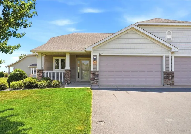 Photo 1 of Single family home for sale at 407 Cassandra Dr #33, New Richmond, WI 54017 | MLS# 7086816 | Listing updated on 2026-09-10