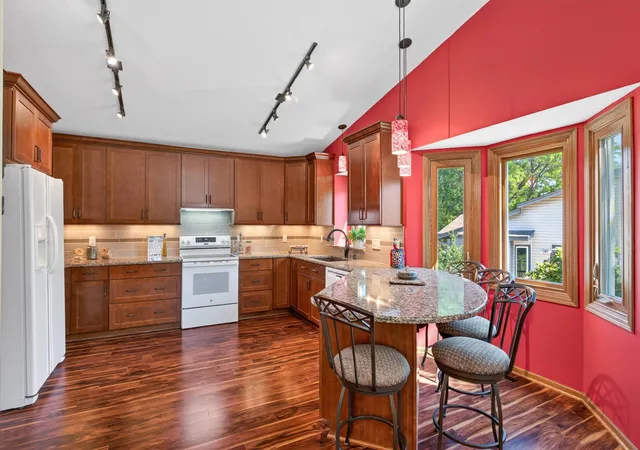 Photo 3 of Single family home for sale at 8068 Lower 147th St W, Saint Paul, MN 55124 | MLS# 7087658 | Listing updated on 2026-09-14