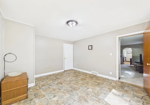 Photo 3 of Single family home for sale at 512 2nd Street Se, Glenwood, MN 56334 | MLS# 7088031 | Listing updated on 2026-09-11