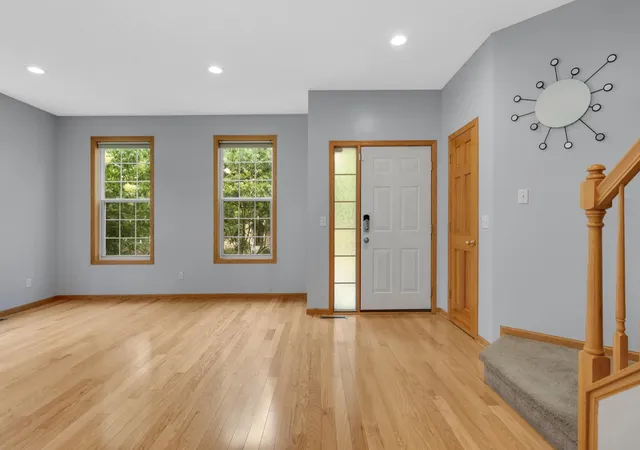 Photo 3 of Single family home for sale at 9771 Gable Dr, Eden Prairie, MN 55347 | MLS# 7088237 | Listing updated on 2026-09-09